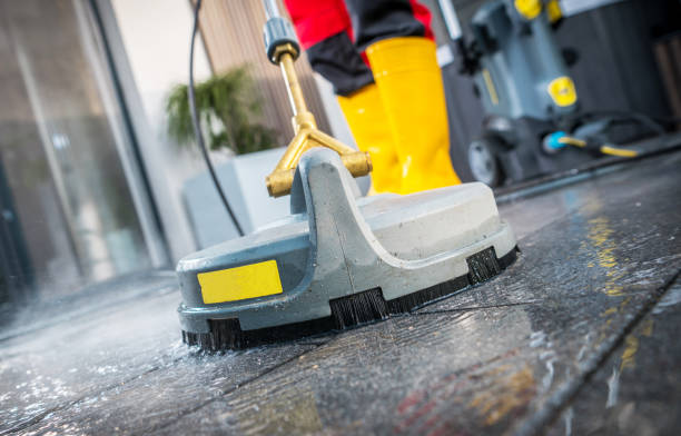 Best Sidewalk Pressure Washing  in Urbana, MD