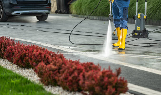Best Deck Pressure Washing  in Urbana, MD
